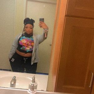 Meet your Posher, Dejia